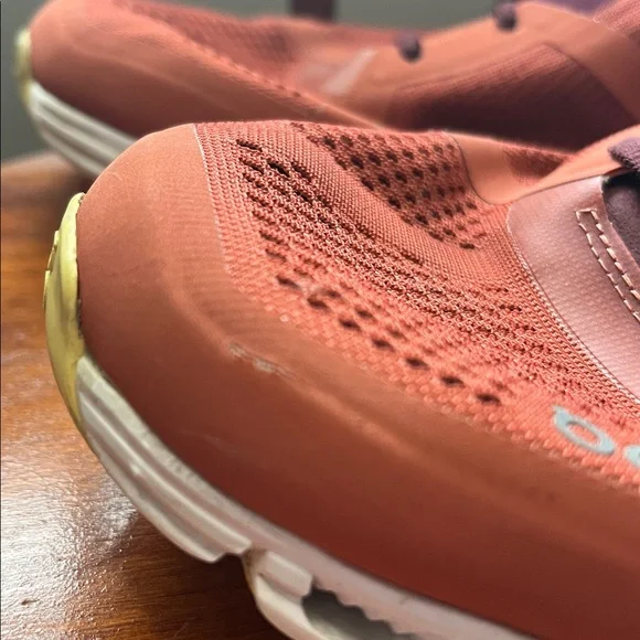 On Cloud Running Men’s Sneakers Size 10 - Picture 14 of 16